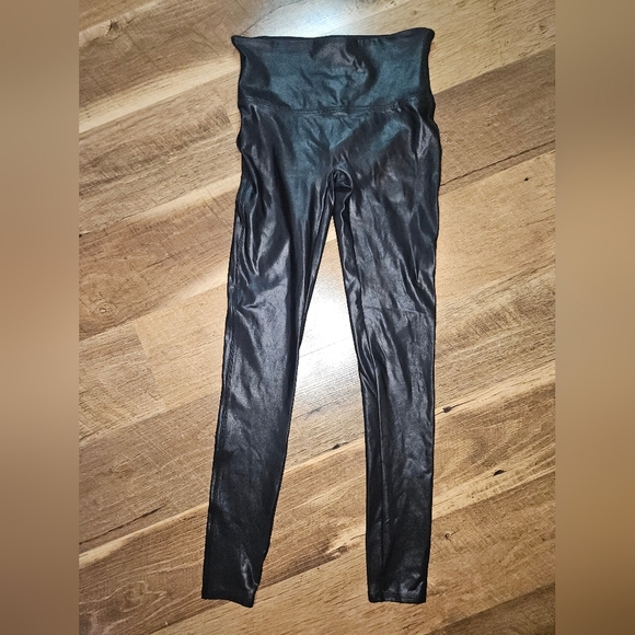SPANX FAUX Leather leggings size medium - Picture 4 of 5